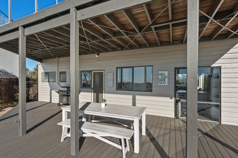 Beachside House - Accommodation Whitsundays 24