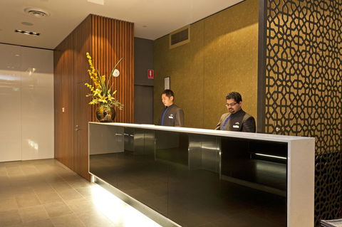 Causeway 353 Hotel - Accommodation Whitsundays 1