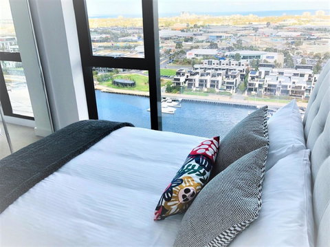 Melbourne Private Apartments - Collins Wharf Waterfront, Docklands - Accommodation Whitsundays 17