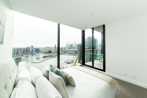 Melbourne Private Apartments - Collins Wharf Waterfront, Docklands - Accommodation Whitsundays 0