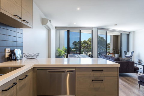 Blairgowrie Apartment 1 - On The Beach - Accommodation Whitsundays 1