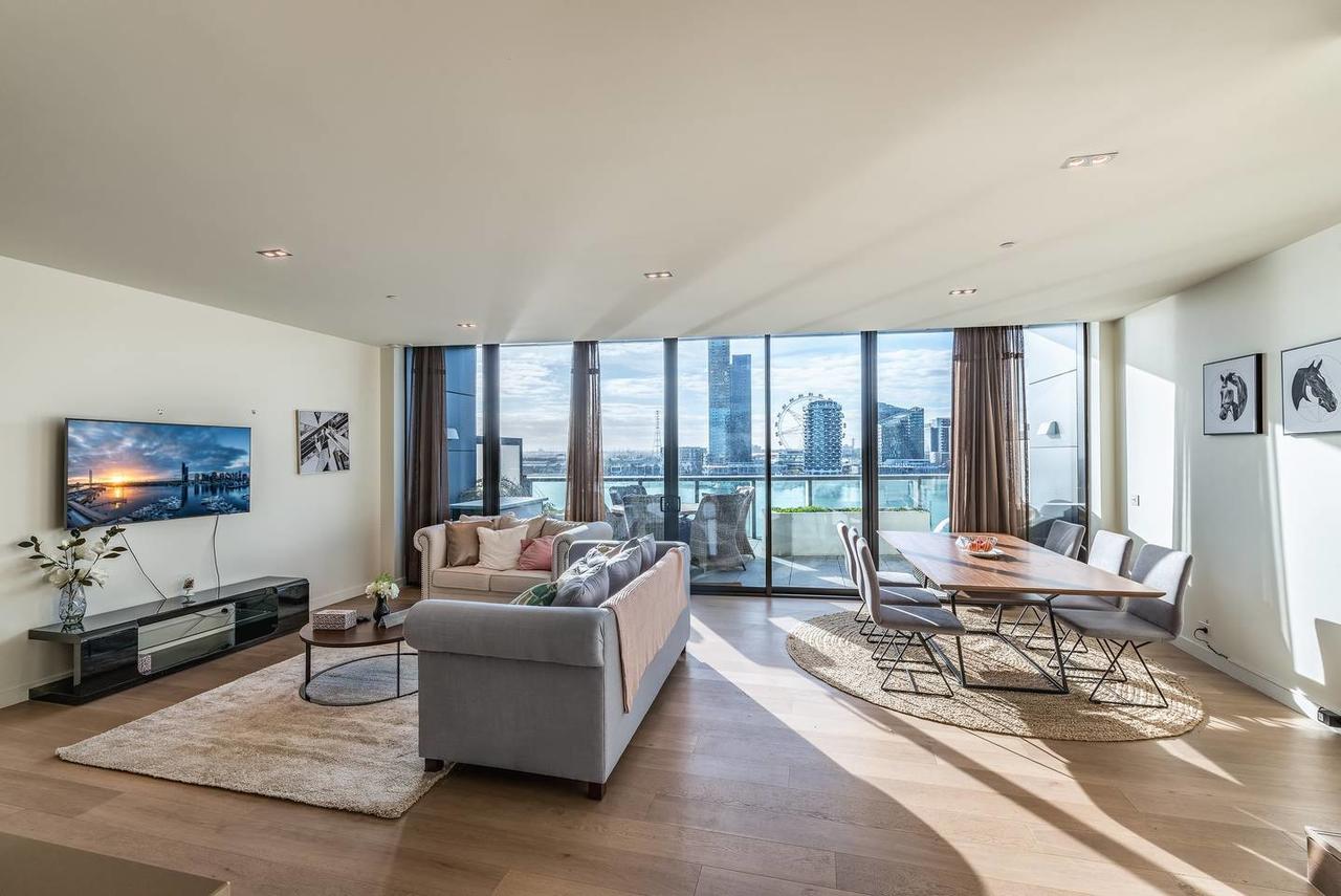 Docklands VIC Accommodation Whitsundays