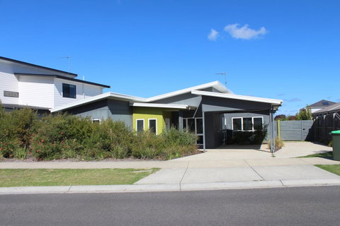 Tamara Temptation - Accommodation Whitsundays 0