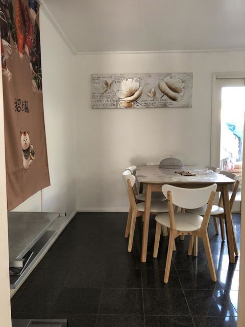 Doncaster Westfield Home Stay - Accommodation Whitsundays 12