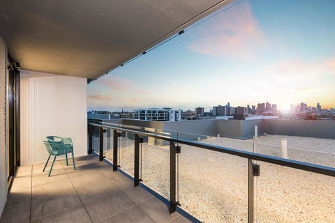 Playhouse Apartments - Accommodation Whitsundays 5