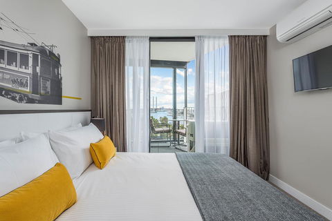 Peppers Docklands - Accommodation Whitsundays 29