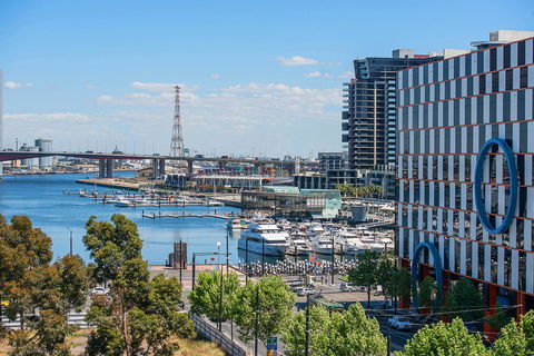 Peppers Docklands - Accommodation Whitsundays 3