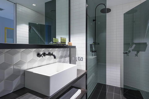 Peppers Docklands - Accommodation Whitsundays 31