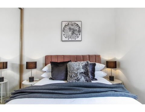 Boutique Apartment In Quiet, Sought-after Suburb - Accommodation Whitsundays 12