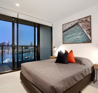 Orange Stay at Collins Wharf - Accommodation Whitsundays