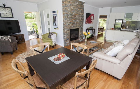 Abbys Cottages Bright - Accommodation Whitsundays 6