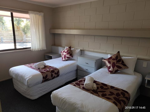 Coachman Motel And Holiday Units - Accommodation Whitsundays 34