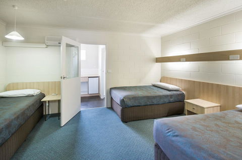 Box Hill Motel - Accommodation Whitsundays 10