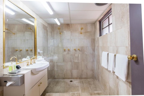 Eltham Gateway Hotel & Conference Centre - Accommodation Whitsundays 36
