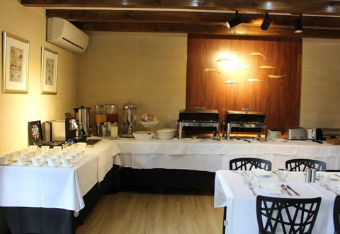 Eltham Gateway Hotel & Conference Centre - Accommodation Whitsundays 13