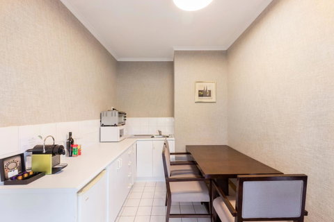 Eltham Gateway Hotel & Conference Centre - Accommodation Whitsundays 17