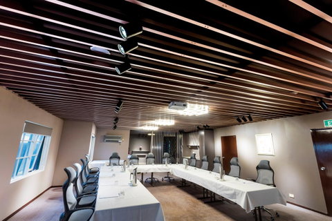 Eltham Gateway Hotel & Conference Centre - Accommodation Whitsundays 11