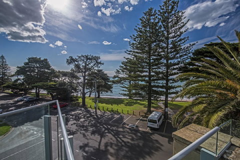C-Scape Esplanade Cowes - Accommodation Whitsundays 6