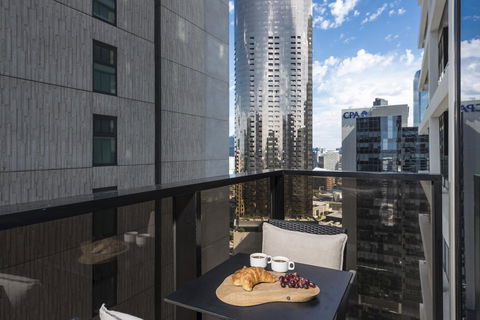 Apartments @ 133 City - Accommodation Whitsundays 11
