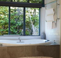 Ashwood Cottages - Accommodation Whitsundays