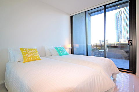 Auzzie Apartments Docklands, Melbourne - Accommodation Whitsundays 10