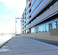 Auzzie Apartments Docklands Melbourne - Accommodation Whitsundays