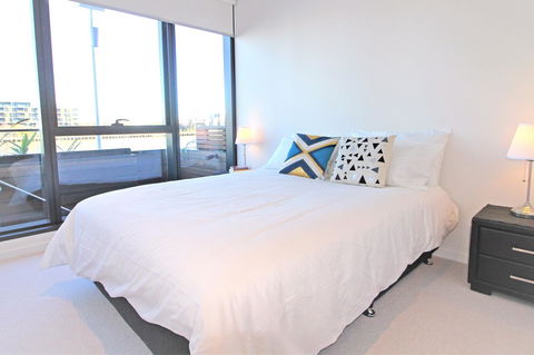 Auzzie Apartments Docklands, Melbourne - Accommodation Whitsundays 8