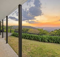 The Bird House - Accommodation Whitsundays