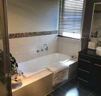 The Booville Hotel - Accommodation Whitsundays