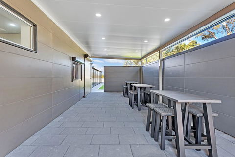 The Bunkhouse - Accommodation Whitsundays 3