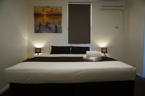 The Cliff House - Accommodation Whitsundays 2
