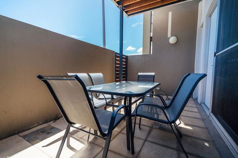 The Cove @ New Port-Pool - Spa - Sauna - Gym & More - Accommodation Whitsundays 3