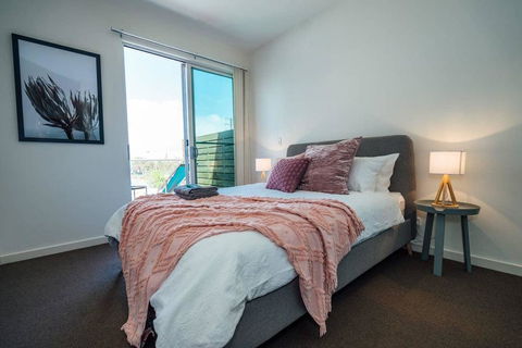 The Cove @ New Port-Pool - Spa - Sauna - Gym & More - Accommodation Whitsundays 2