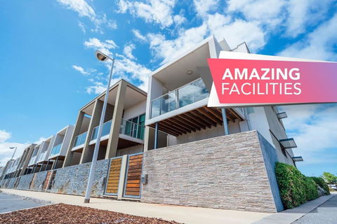 The Cove @ New Port-Pool - Spa - Sauna - Gym & More - Accommodation Whitsundays 0