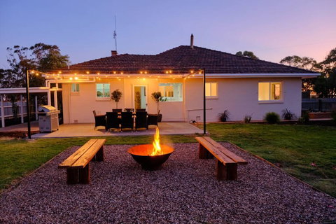 The Farmhouse. - Accommodation Whitsundays 1