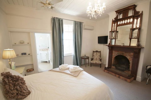 The Graces Beechworth - Accommodation Whitsundays 0