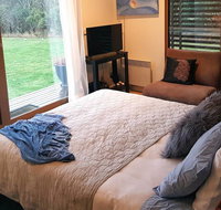 The Gurdies Room with Amazing Sunset Views - Accommodation Whitsundays