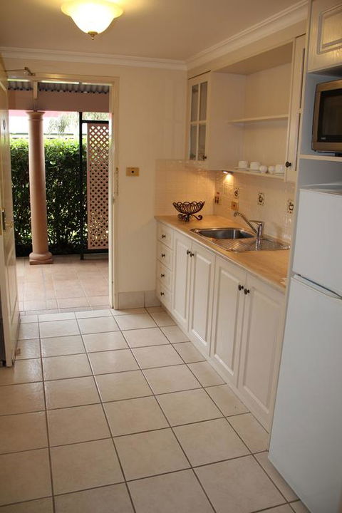 The Lawson Riverside Suites - Accommodation Whitsundays 3