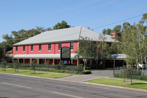 The Lawson Riverside Suites - Accommodation Whitsundays 0