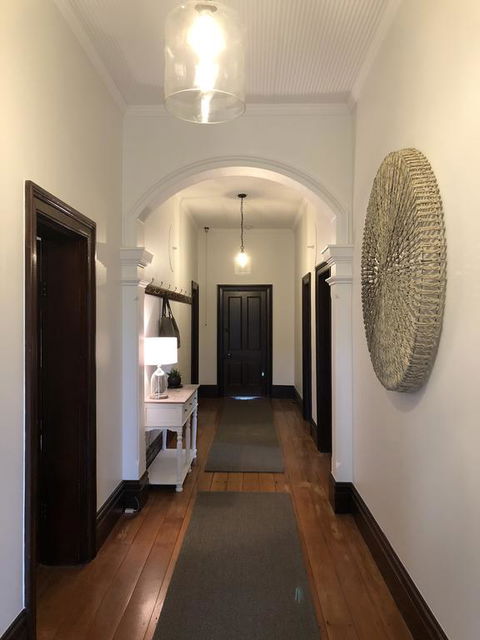 The Little Cooking School And Accommodation - Accommodation Whitsundays 1