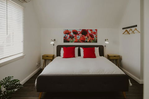 The Loft @ Denver - Accommodation Whitsundays 1
