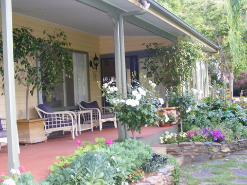 The Lookout - Accommodation Whitsundays 0