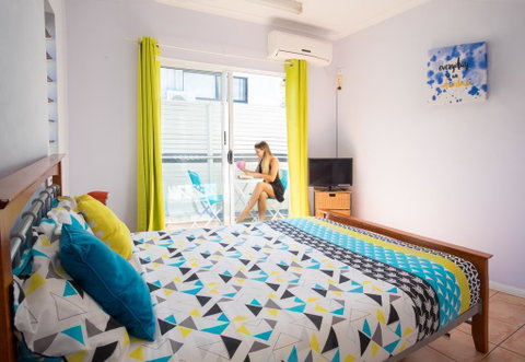 The Martyn Budget Apartment (no A/c) - Accommodation Whitsundays 0