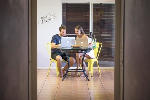 The Martyn Budget Apartment (no A/c) - Accommodation Whitsundays 1
