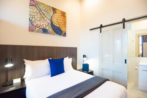 The Mile End Hotel - Accommodation Whitsundays 3