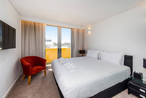 The Nest - Cosy Space On Newcastle Street With Roof Terrace - Accommodation Whitsundays 0