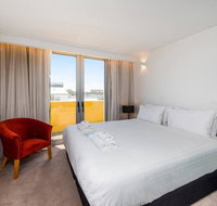 The Nest - Cosy Space on Newcastle Street with Roof Terrace - Accommodation Whitsundays