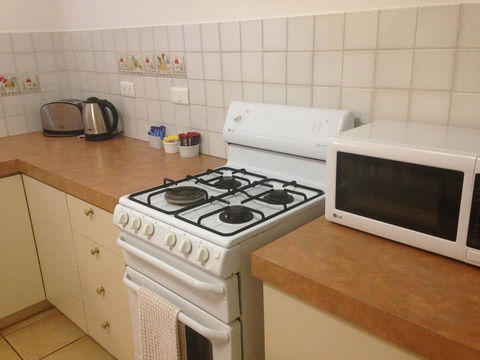 The Nosh & Nod - Avon Terrace - Accommodation Whitsundays 2