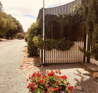 The Olde Devonshire House - Accommodation Whitsundays