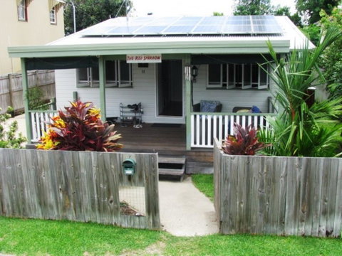 The Red Sparrow - Accommodation Whitsundays 0